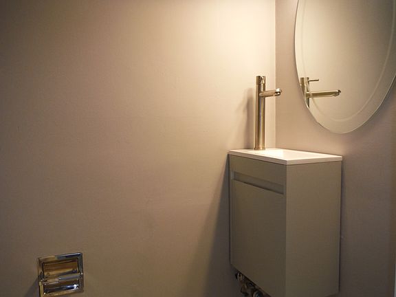 Half bath, first level