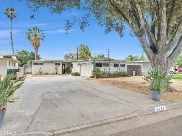 4242 Eileen St, Riverside, CA 92504