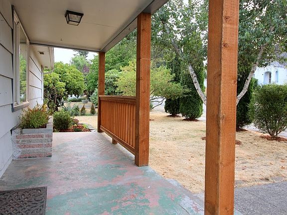 2nd image of 1034 Ellinor Ave