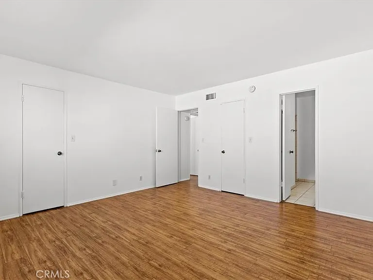 5400 Newcastle Ave #56 — Photo 8