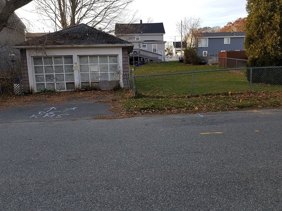 2nd image of 0 Blaine St