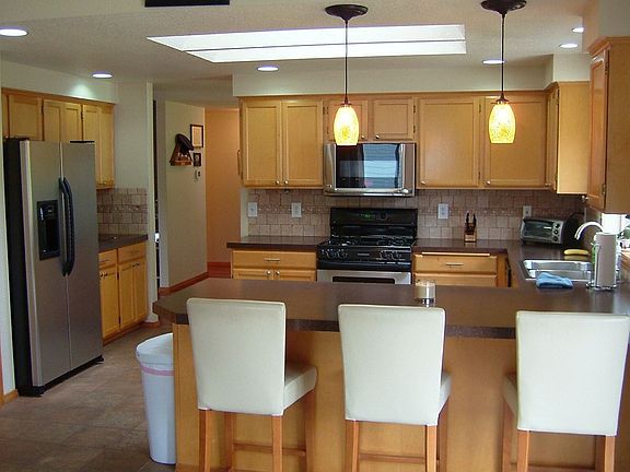 2nd image of 1902 91st Ave SW