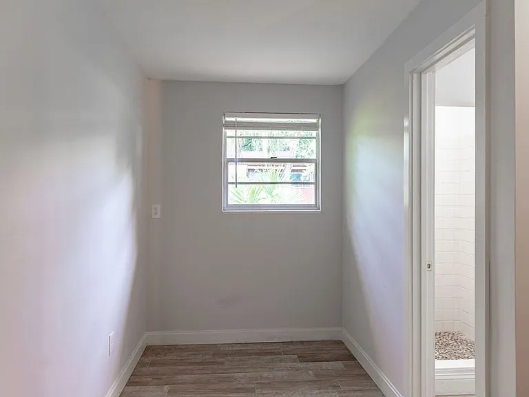 5018 Country Rd #214 — Photo 23