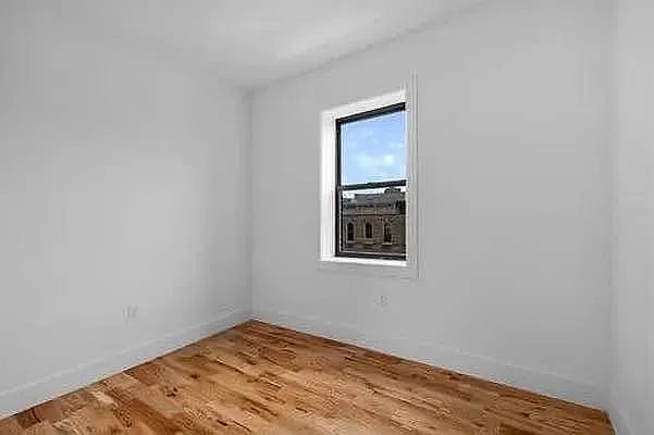 Rented by Corcoran | media 23