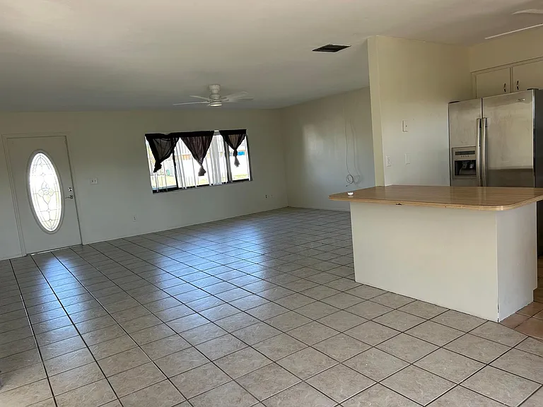 1421 SE 4th Pl — Photo 39