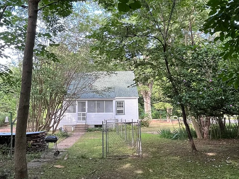 5800 Fenwick Rd — Photo 56