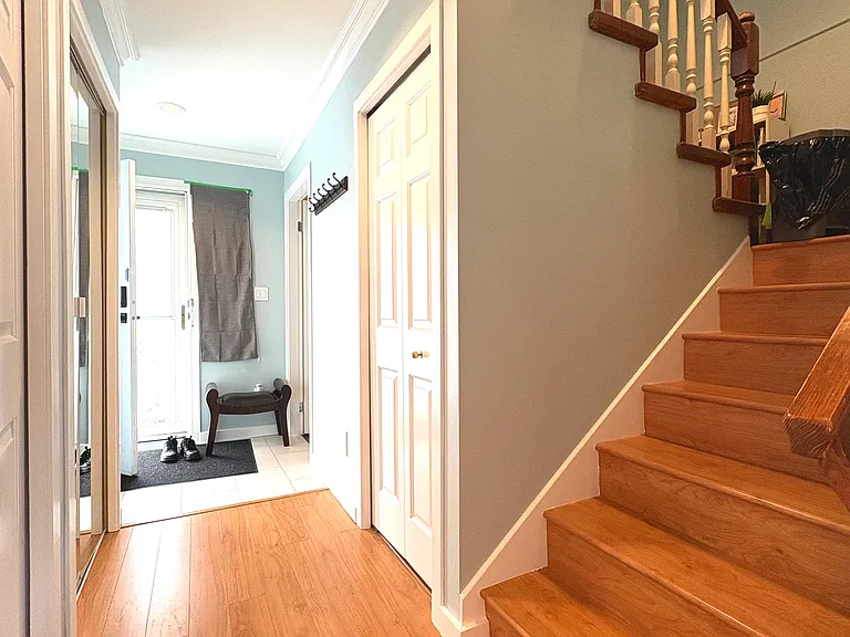 7140 Barnet Rd #201 — Photo 13