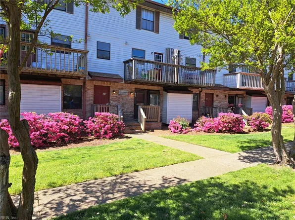 225 A View Ave APT 107, Norfolk, VA 23503