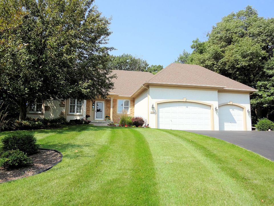1st image of 2561 Hillwood Dr E