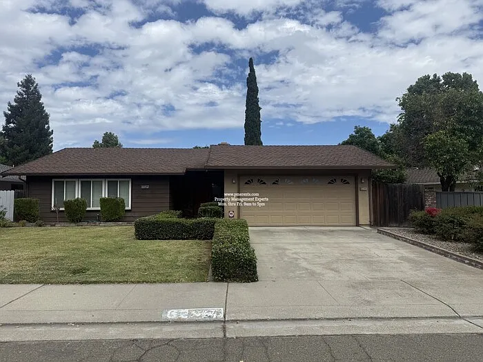6324 Savannah Pl — Photo 1