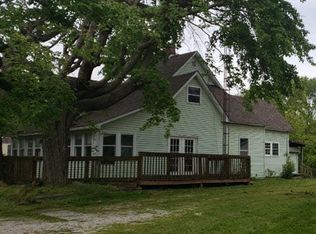 516 N 5th St, Mitchell, IN 47446