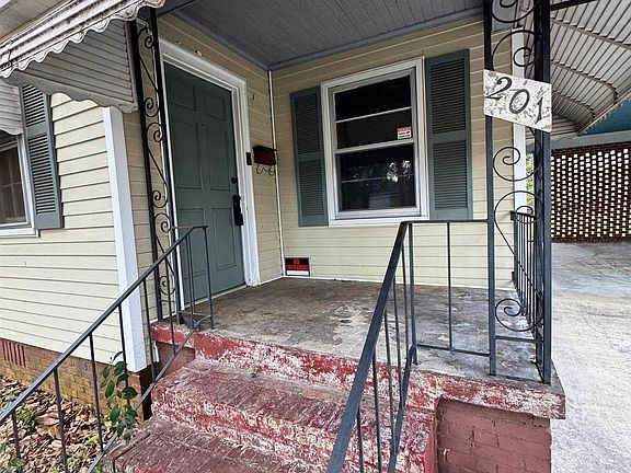 4th image of 201 Meadowdale Dr