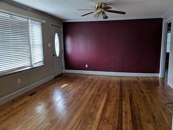 3rd image of 622 Peachtree St