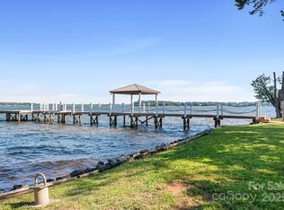 8293 Luckey Point Rd, Denver, NC 28037