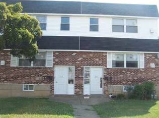 216 Green Ave, Holmes, PA 19043