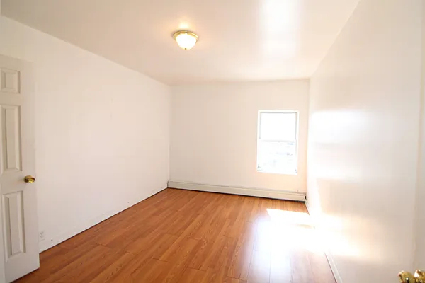 Rented by Compass | media 20