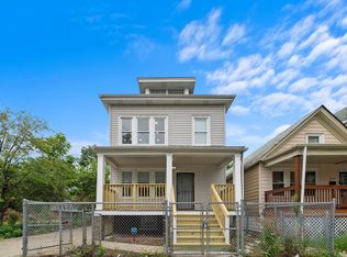8650 S Manistee Ave, Chicago, IL 60617