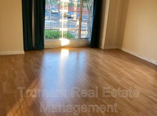 3000 Griffith Park Blvd APT 1, Los Angeles, CA 90027