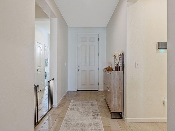 5th image of 2306 E Mesa Court