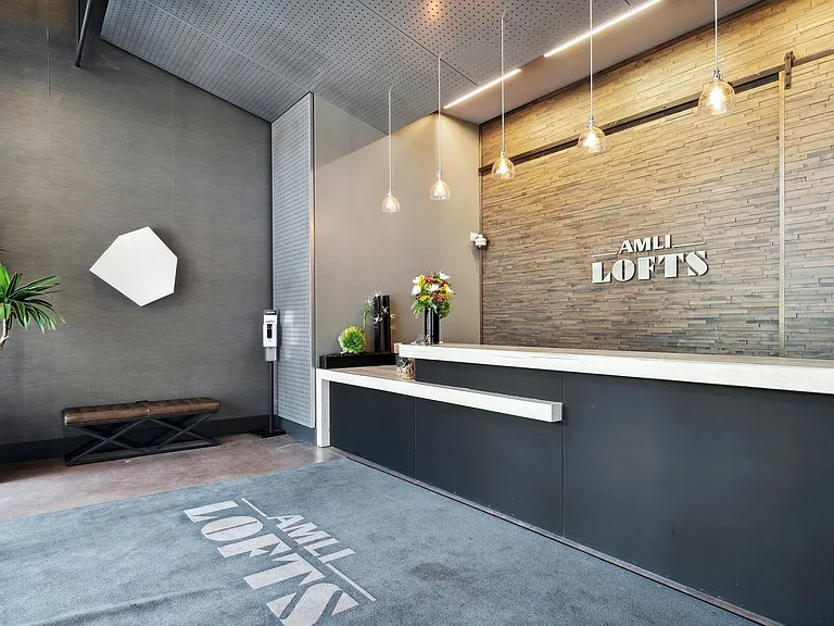 Lofts_amenity_lobby