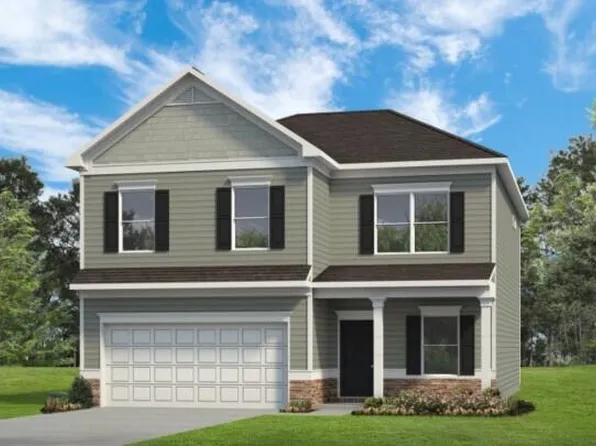 233 Ambassador Dr, Clayton, NC 27520