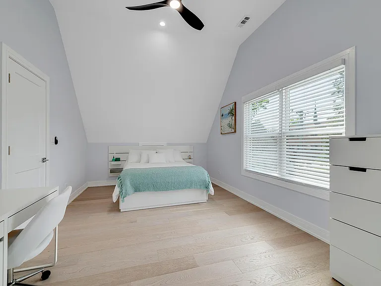 1205 Curtiss St — Photo 25