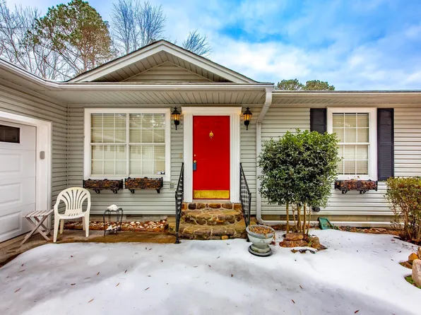 350 Skyline Dr, Greers Ferry, AR 72067