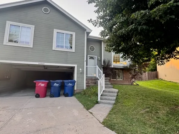 16860 Saratoga Cir, Omaha, NE 68116