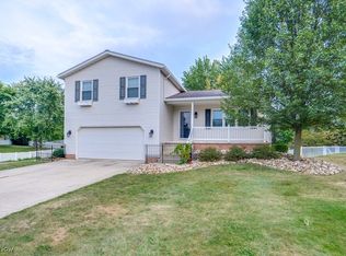 128 Apple Ridge Dr, Apple Creek, OH 44606
