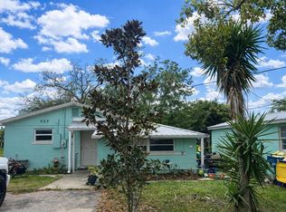 737 Albrook St, Mascotte, FL 34753