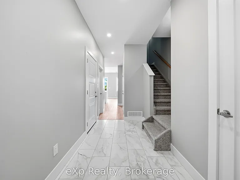 79 Maclellan Ave — Photo 6