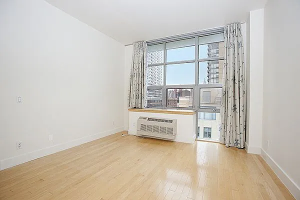 Rented by Nest Seekers International | media 28