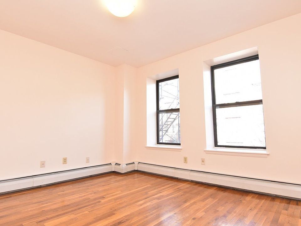 1st image of 126 W 111th St APT 3