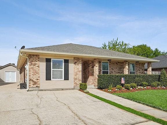 2nd image of 3247 Grandlake Blvd