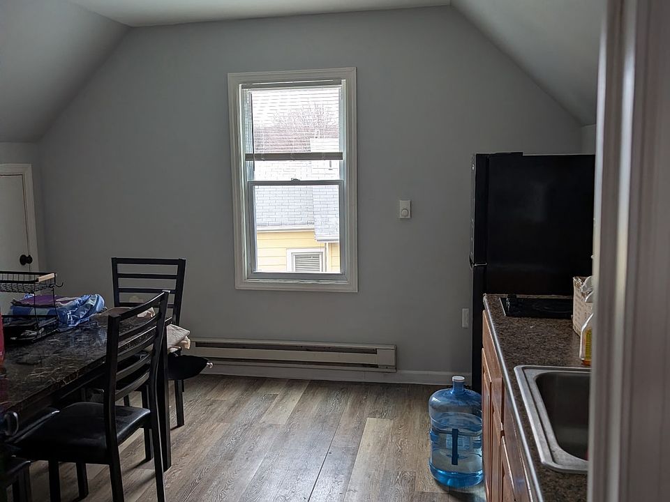 1st image of 137 Burhans Ave APT 3