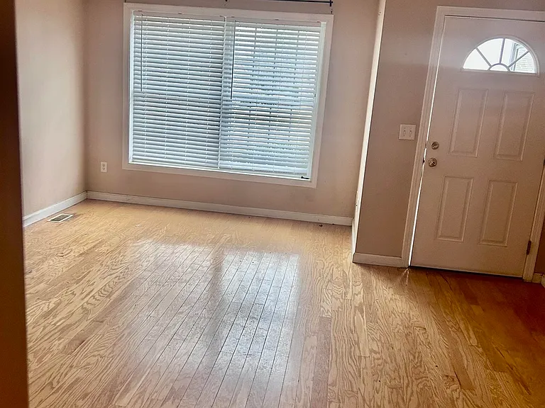 25B Shadowbrook Dr — Photo 4