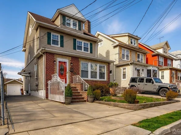 513 Alexander Ave, Linden, NJ 07036