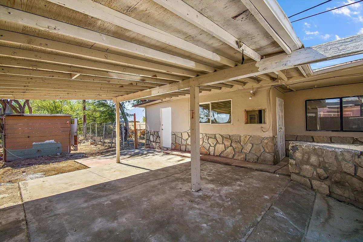 2 bed, 580 sqft, $1,495 — Photo 1