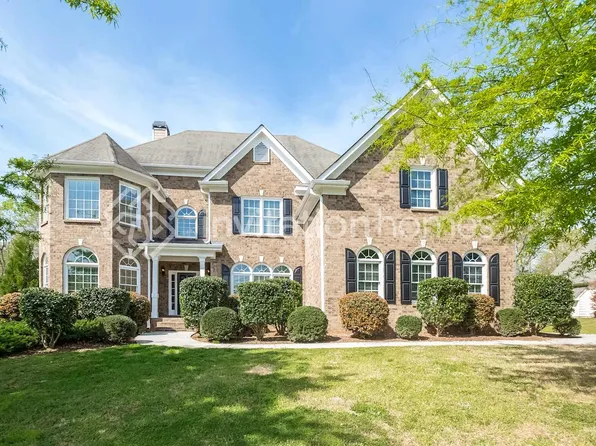 3864 Lost Oak Dr, Buford, GA 30519