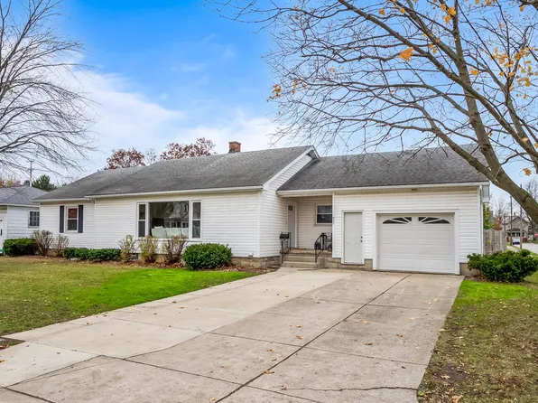 927 S East St, Bucyrus, OH 44820