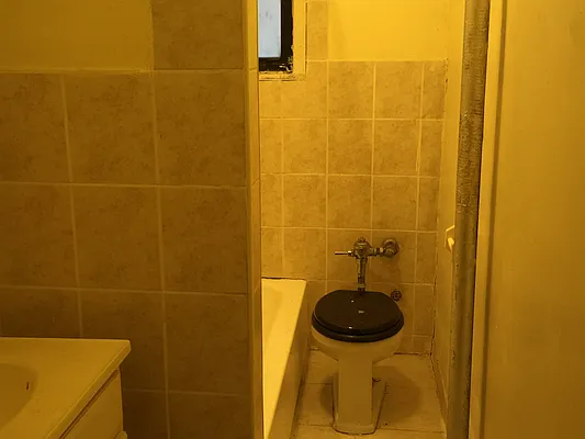 Rented by Edward Gugenheim, LREB | media 3