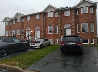 62 Russell Lake Dr, Dartmouth, NS B2W 6J2