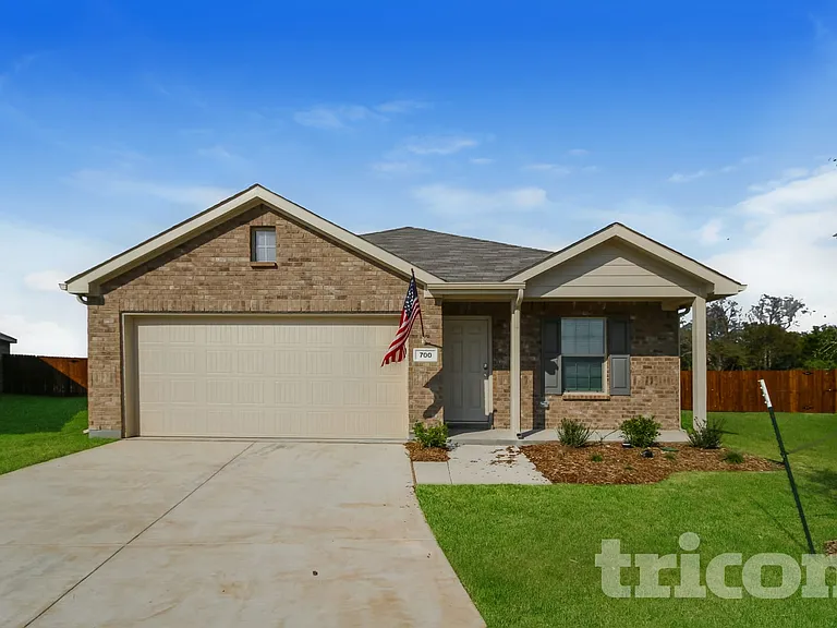 700 Odlozil Ln — Photo 1