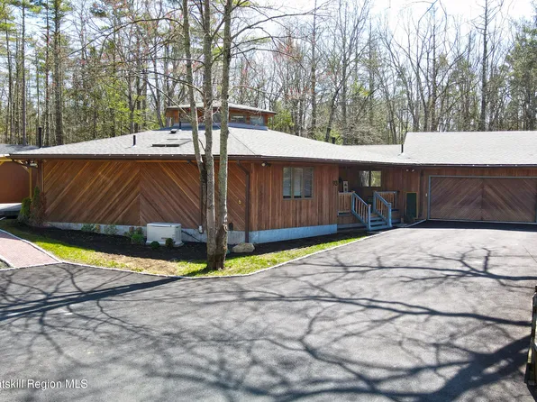 93 Phillips Road, Saugerties, NY 12477