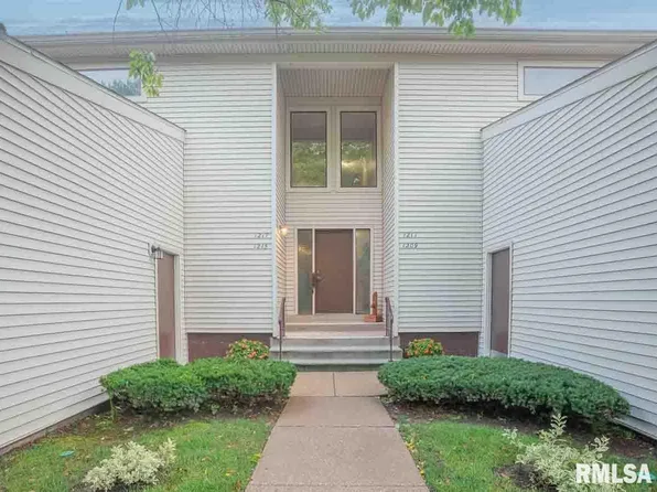 1215 35th Street Dr, Moline, IL 61265