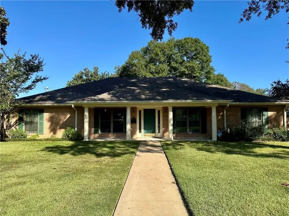 4304 Wellington Blvd, Alexandria, LA 71303