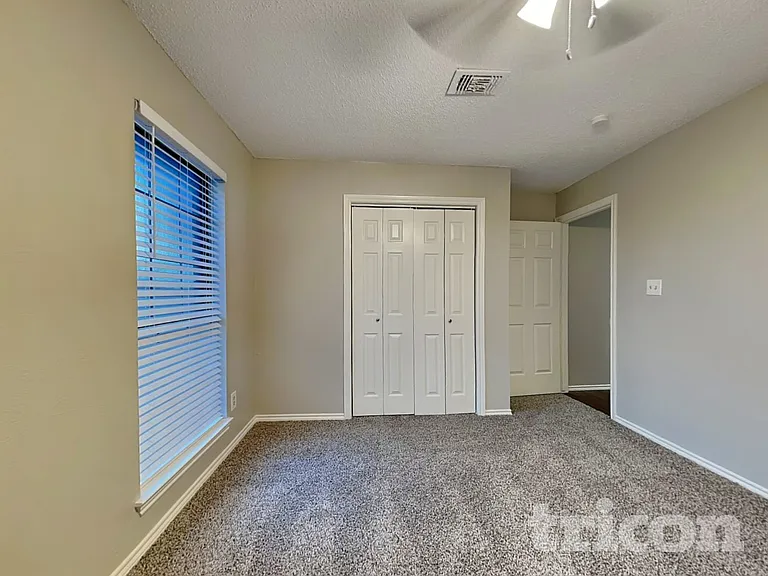 2115 Fawn Ridge Trl — Photo 17