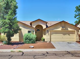 8886 N Soft Winds Dr, Tucson, AZ 85742