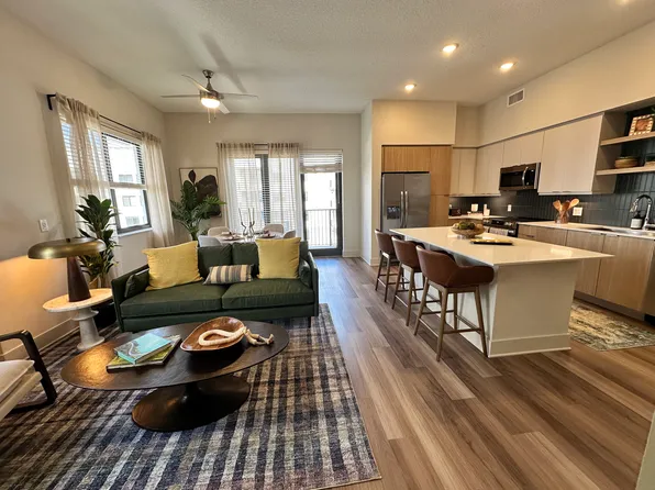 2700 SW 69th Ave #B, Miami, FL 33155