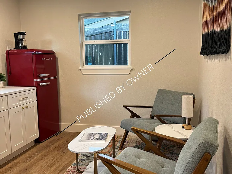Colby Cv — Photo 2